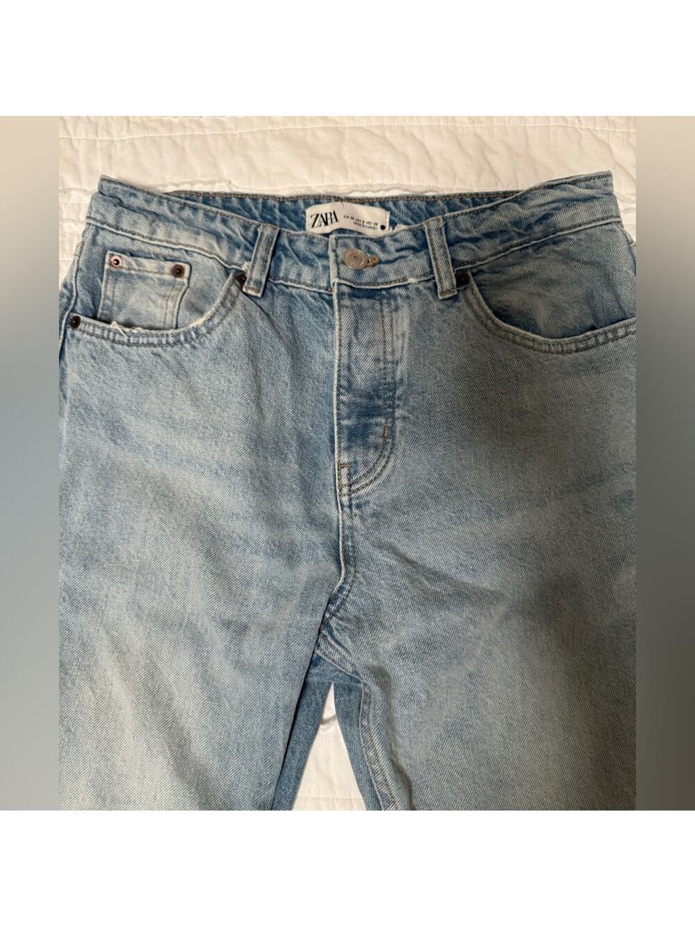 Zara Light Blue Straight Leg Jeans for Women